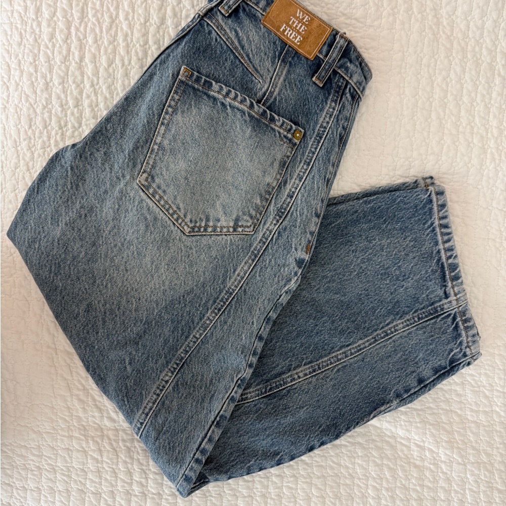 Free People good luck mid rise Barrel Jeans - Picture 2 of 5